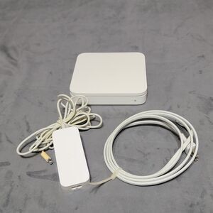 Apple AirPort Extreme Base Station A1408 WiFi Router - W/ Power - Tested